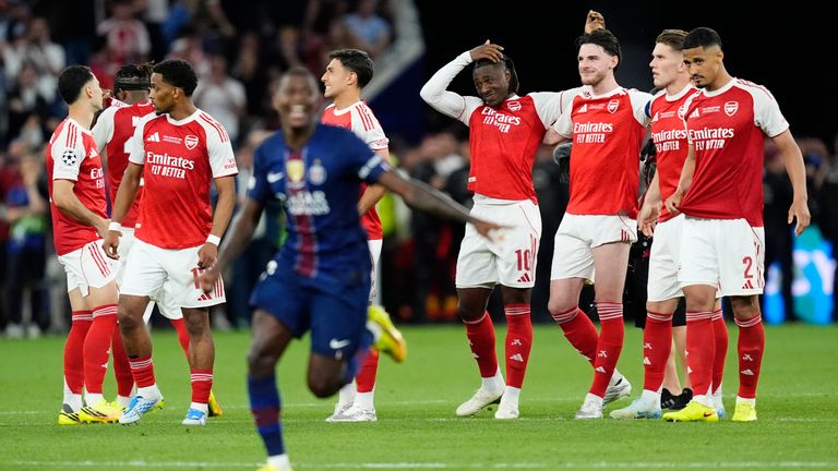 Kết quả bốc thăm Cúp C1: Arsenal đụng Real Madrid và Bayern Munich 3 Diễn biến trận đấu Kết quả bốc thăm Cúp C1: Arsenal đụng Real Madrid