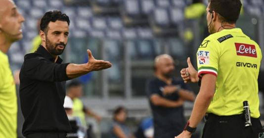 Hình ảnh thi đấu trận đấu: AC Milan chốt danh sách hai mục tiêu lớn để gia cố hàng thủ