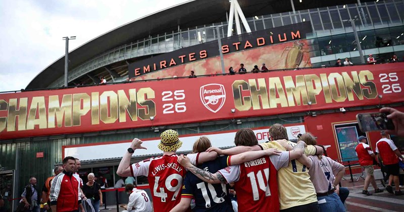Hình ảnh thi đấu trận đấu: Arsenal quyết định không mở rộng sân Emirates gây tranh cãi lớn