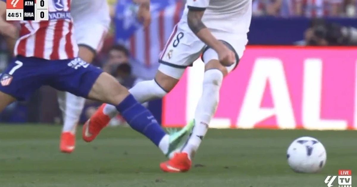 Hình ảnh thi đấu trận đấu: Atletico Madrid tiếp tục tung đòn mỉa mai Real Madrid vụ Valverde
