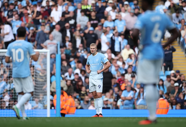 Tình huống thi đấu trong phần bóng đen tài chính phủ bóng lên tương lai Man City