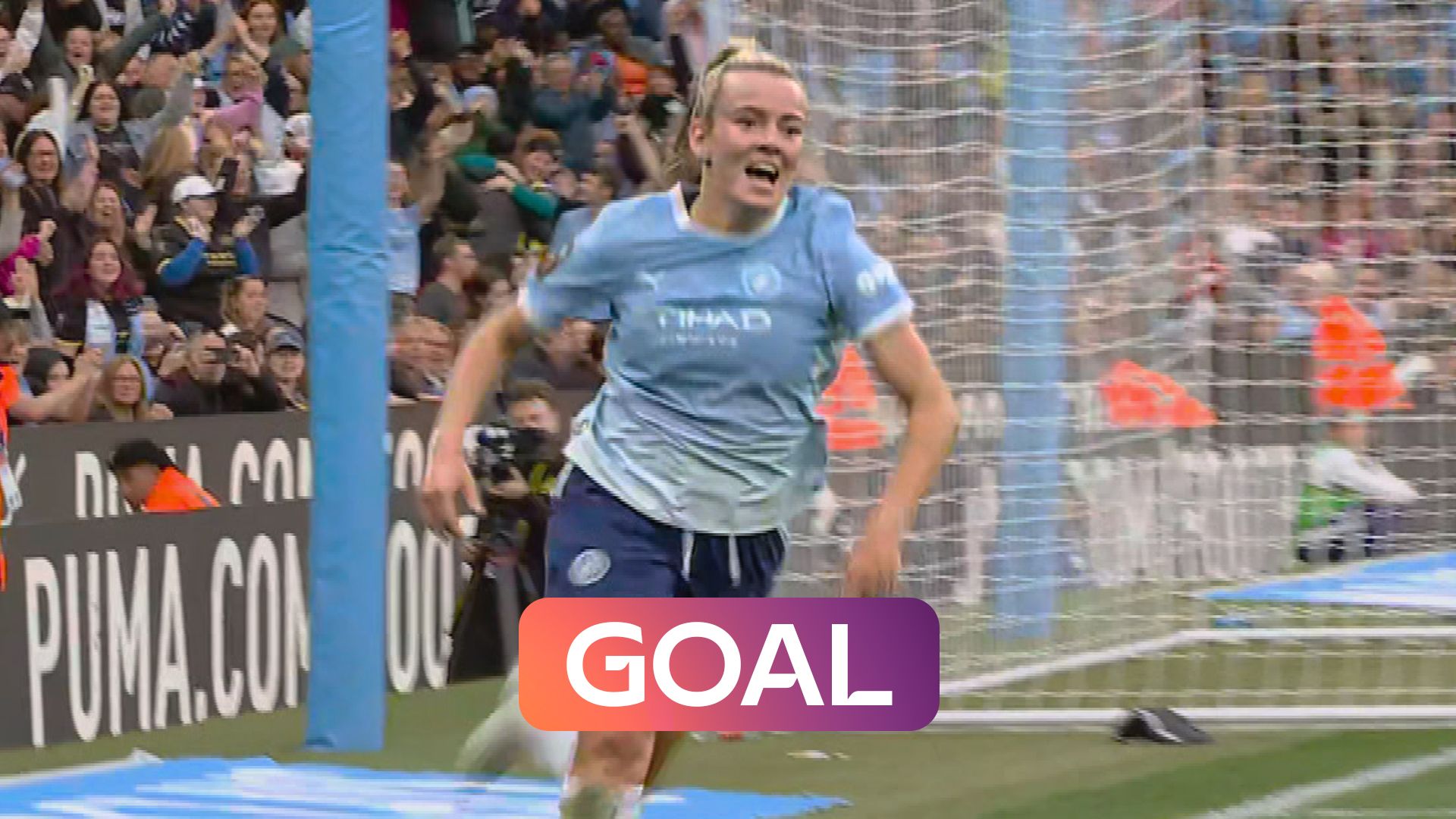 Hình ảnh thi đấu trận đấu: Cú sốc 900 triệu bảng của Man City và chuyện Ronaldo mất áo số 7