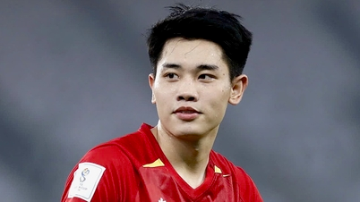 Hành trình chuộc lỗi và bài toán vực dậy tinh thần Parteno... Pha bóng đáng chú ý liên quan đến hành trình chuộc lỗi và bài toán vực dậy tinh thần Partenopei