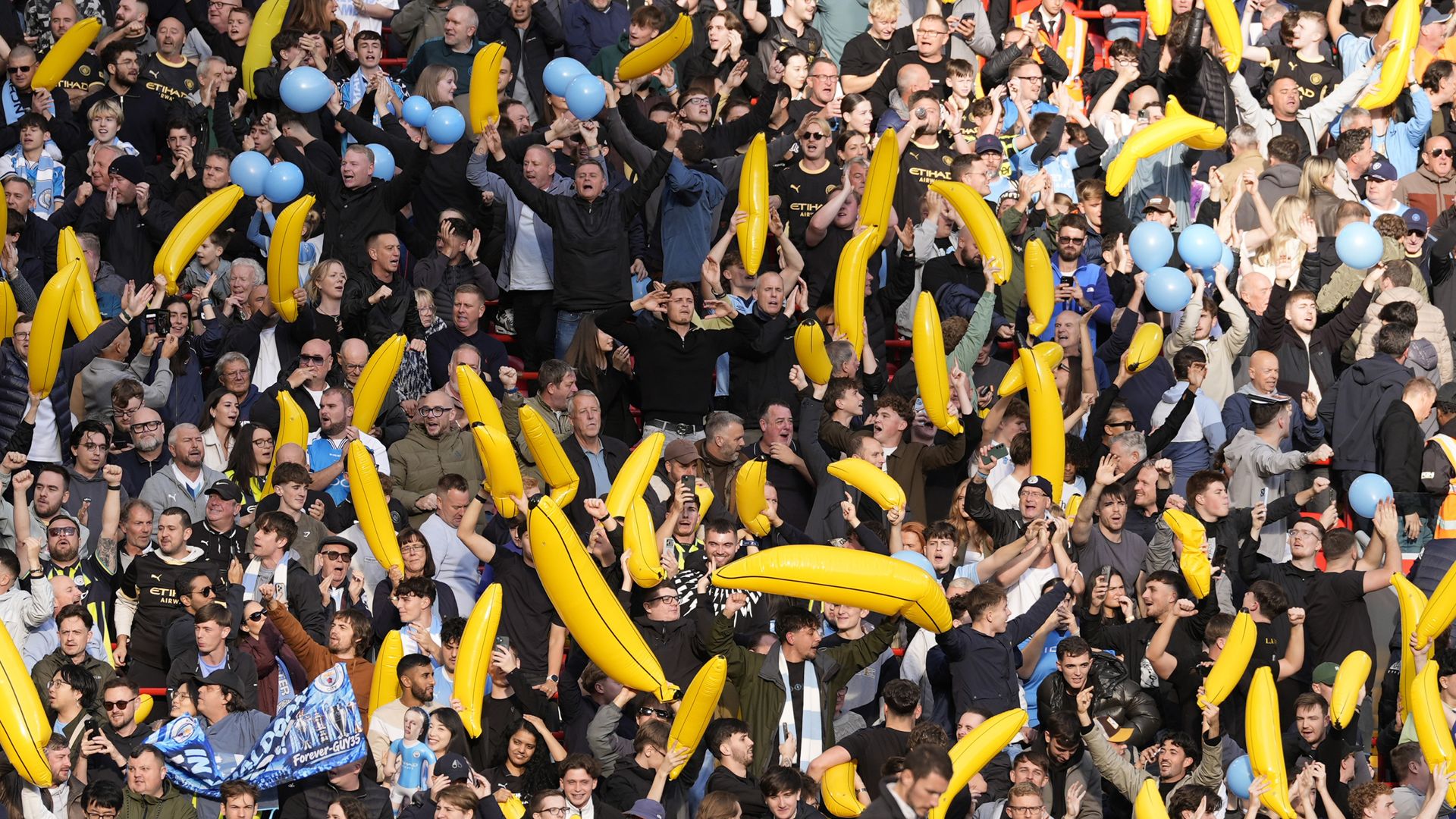 Man City hủy diệt Crystal Palace nhờ cú đúp của Haaland Hình ảnh thi đấu trận đấu: Man City hủy diệt Crystal Palace nhờ cú đúp của Haaland